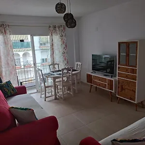 https://fantastico-piso-en-el-centro-2linea-de-playa.1costadelsol.com
